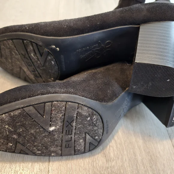 Life Stride Heeled Booties - Picture 1 of 4